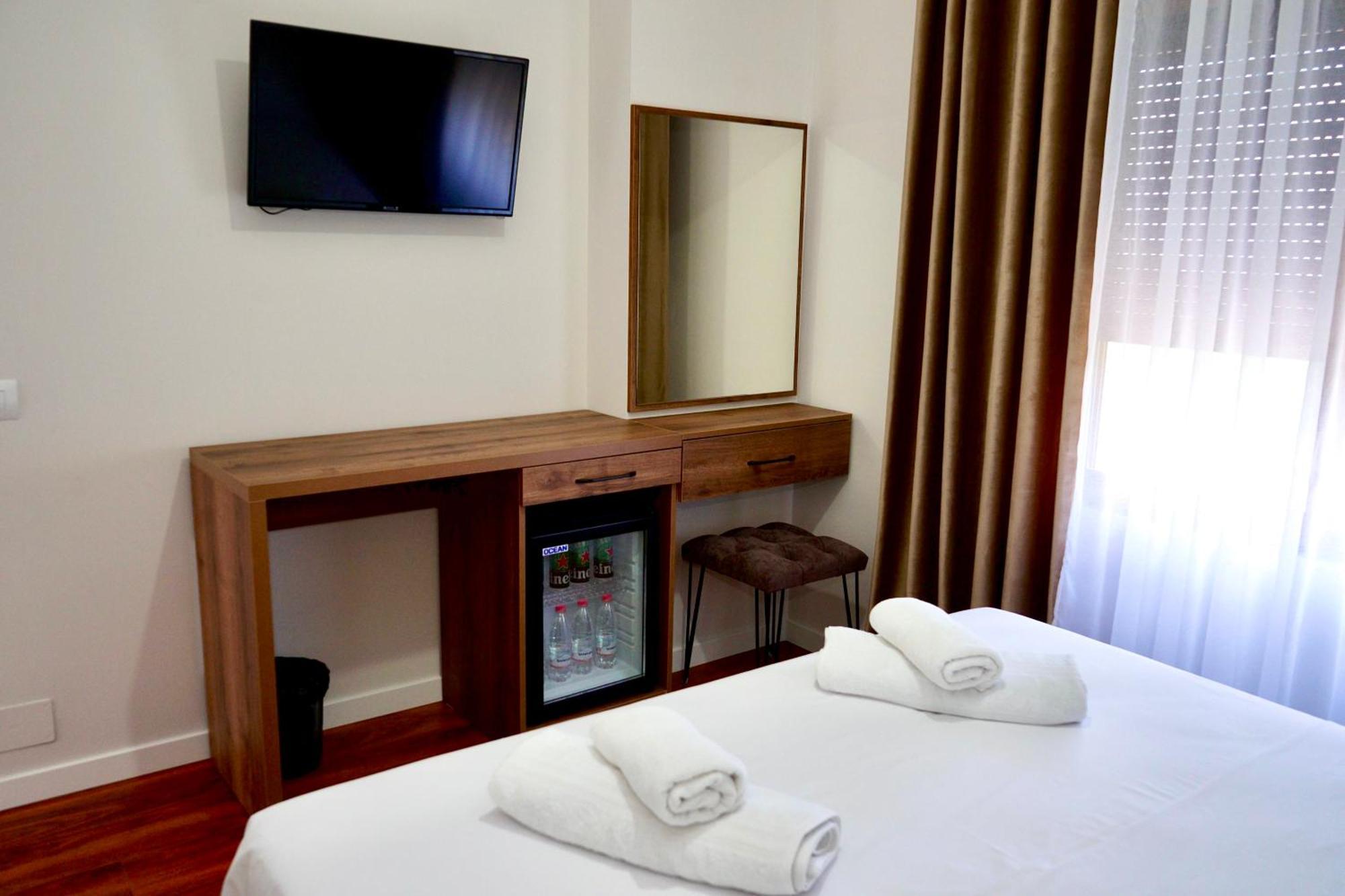Elona'S Rooms Крує Екстер'єр фото