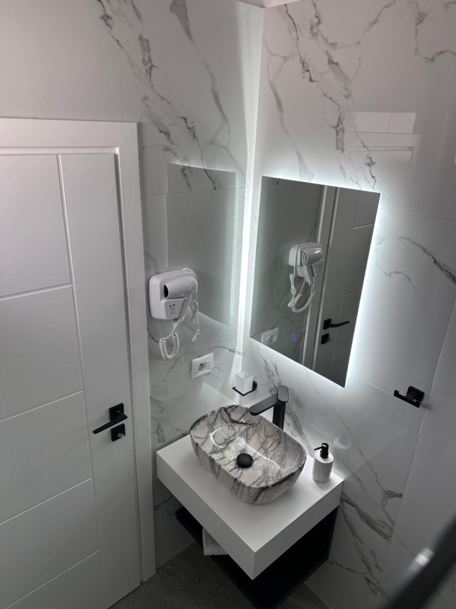 Elona'S Rooms Крує Екстер'єр фото