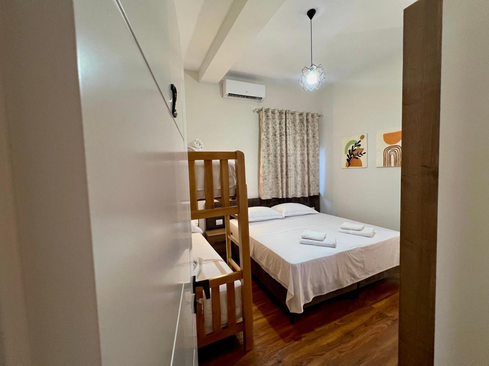 Elona'S Rooms Крує Екстер'єр фото